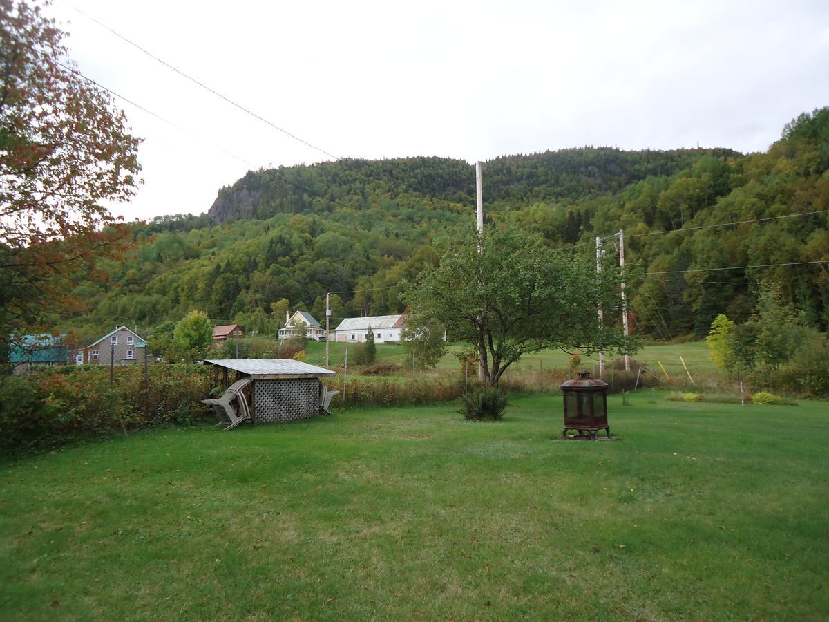 Chalet Saint-Thomas LʼAnse-Saint-Jean Exteriér fotografie
